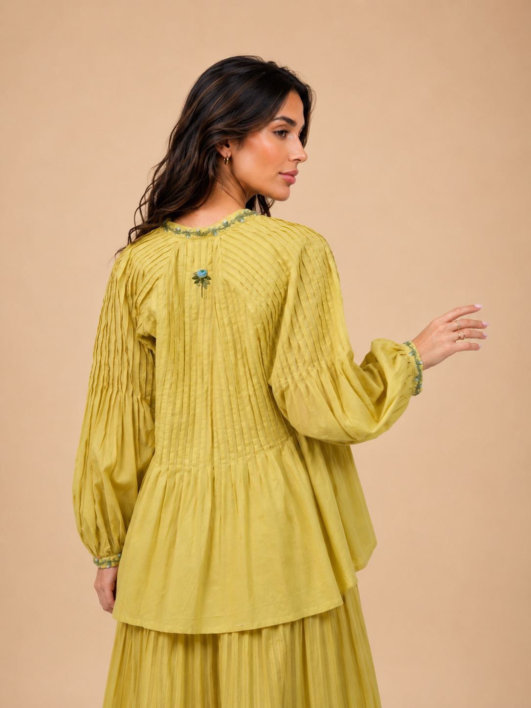 Look 1