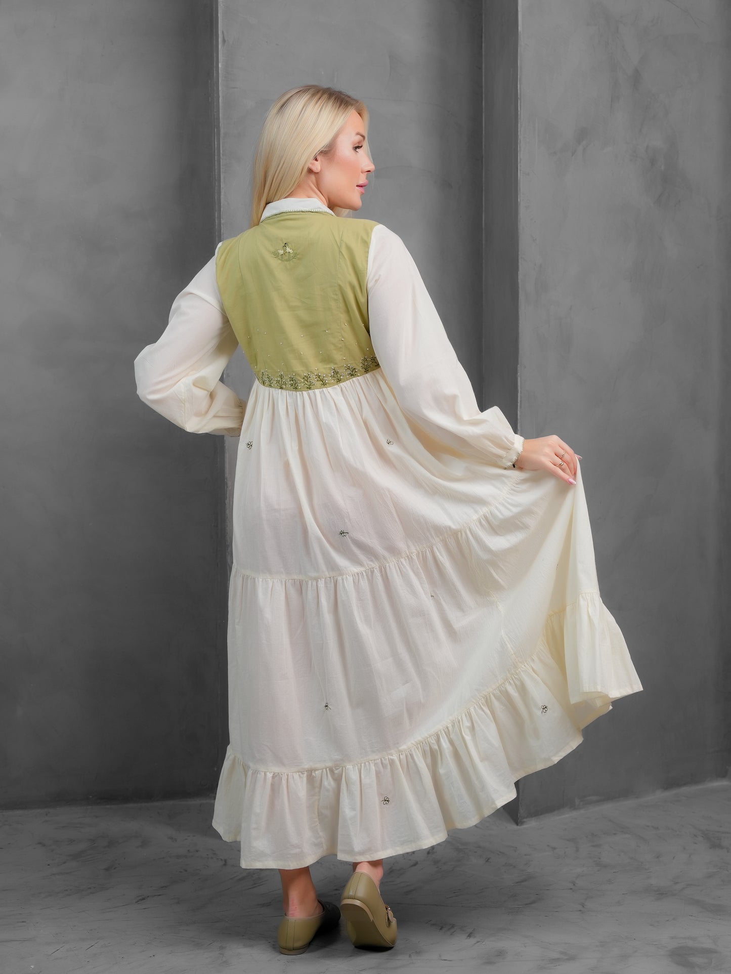 Look 03
