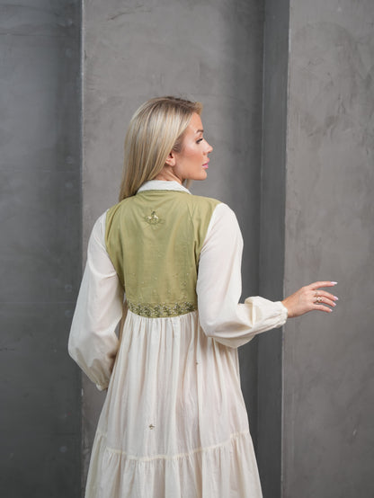 Look 03